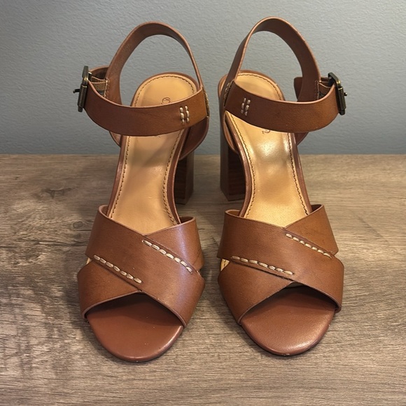 Crown Vintage Tan High Heel Sandals Size 6.5M - Picture 6 of 11